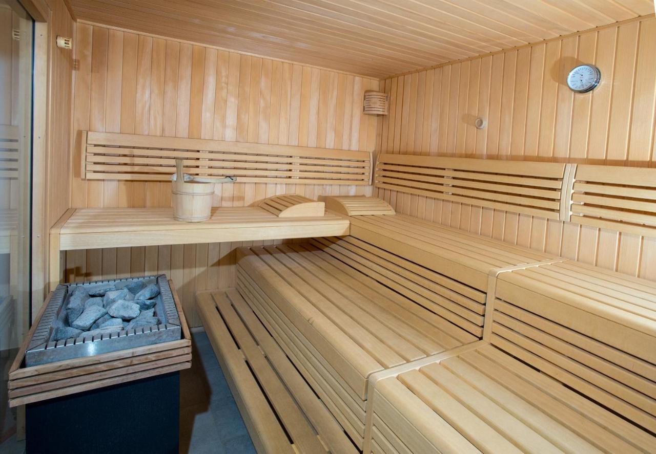 Flat La Riva 111 With Pool-lenzerheide Apartamento *